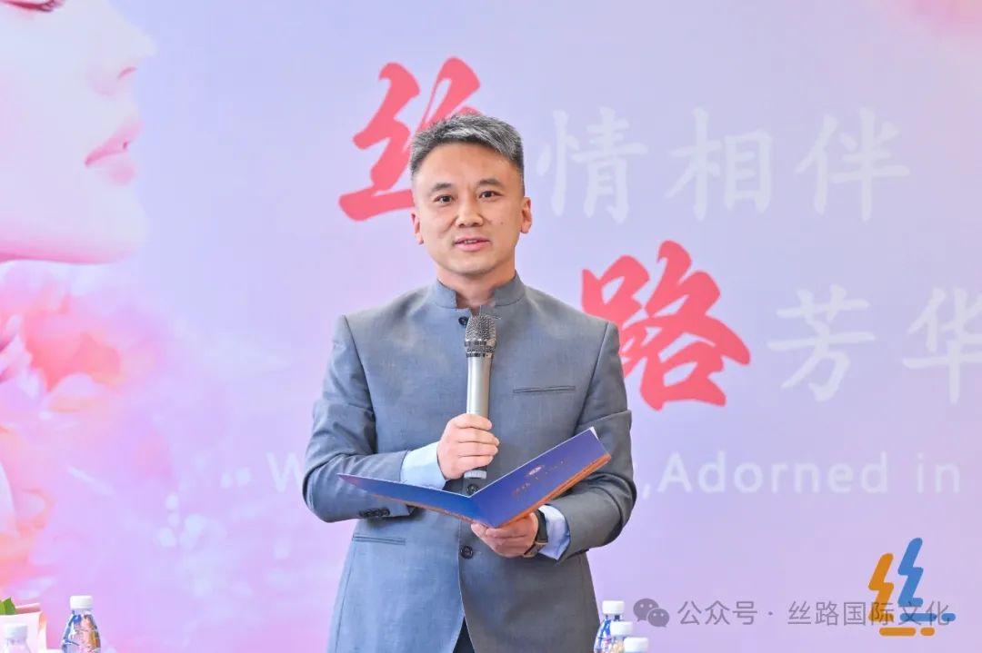 主任讲话.jpg