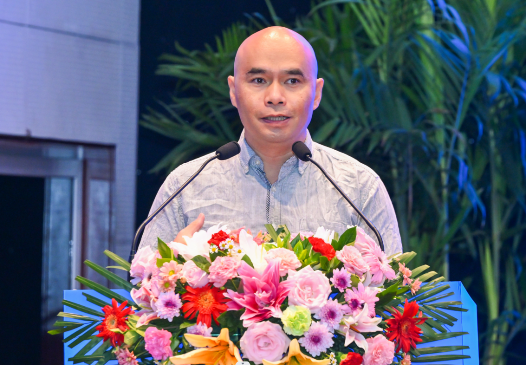 新丝路青年唐晓阳.png
