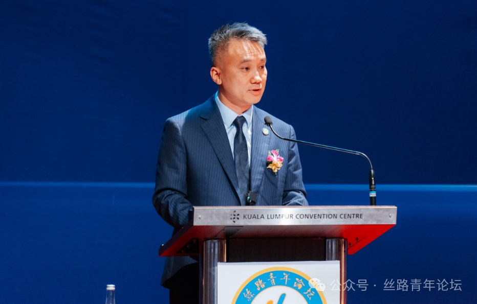 主任致辞.png