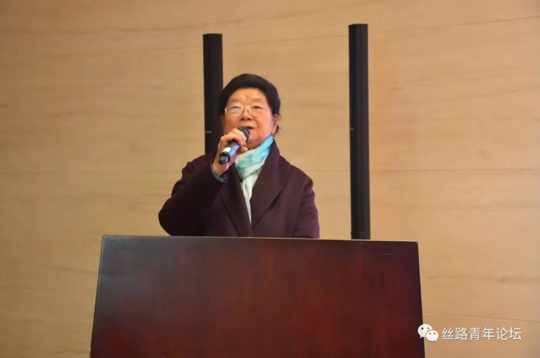 顾秀莲.jpg