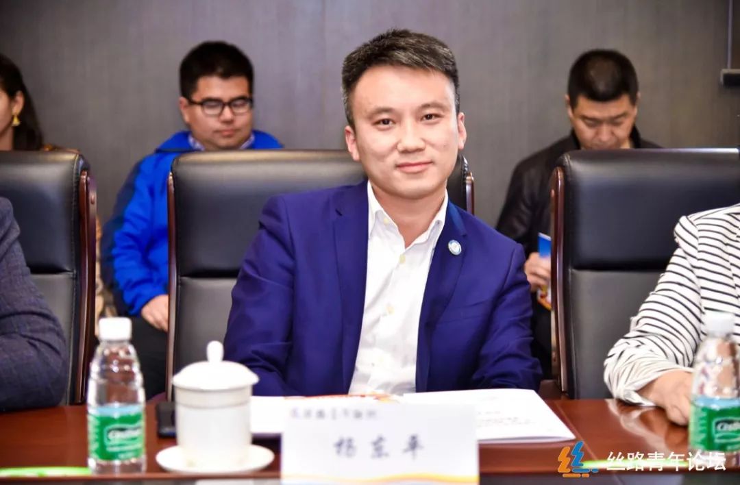 执行社长杨东平.jpg