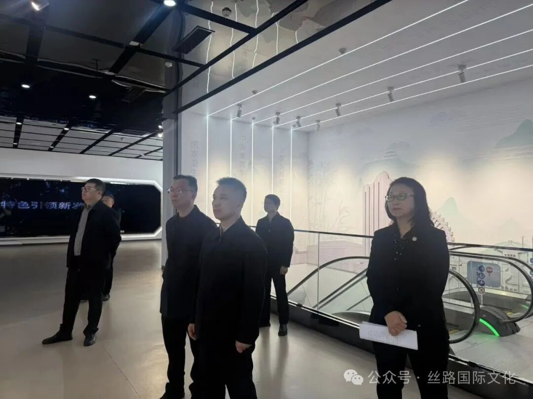 参观永川规划展览馆.jpg